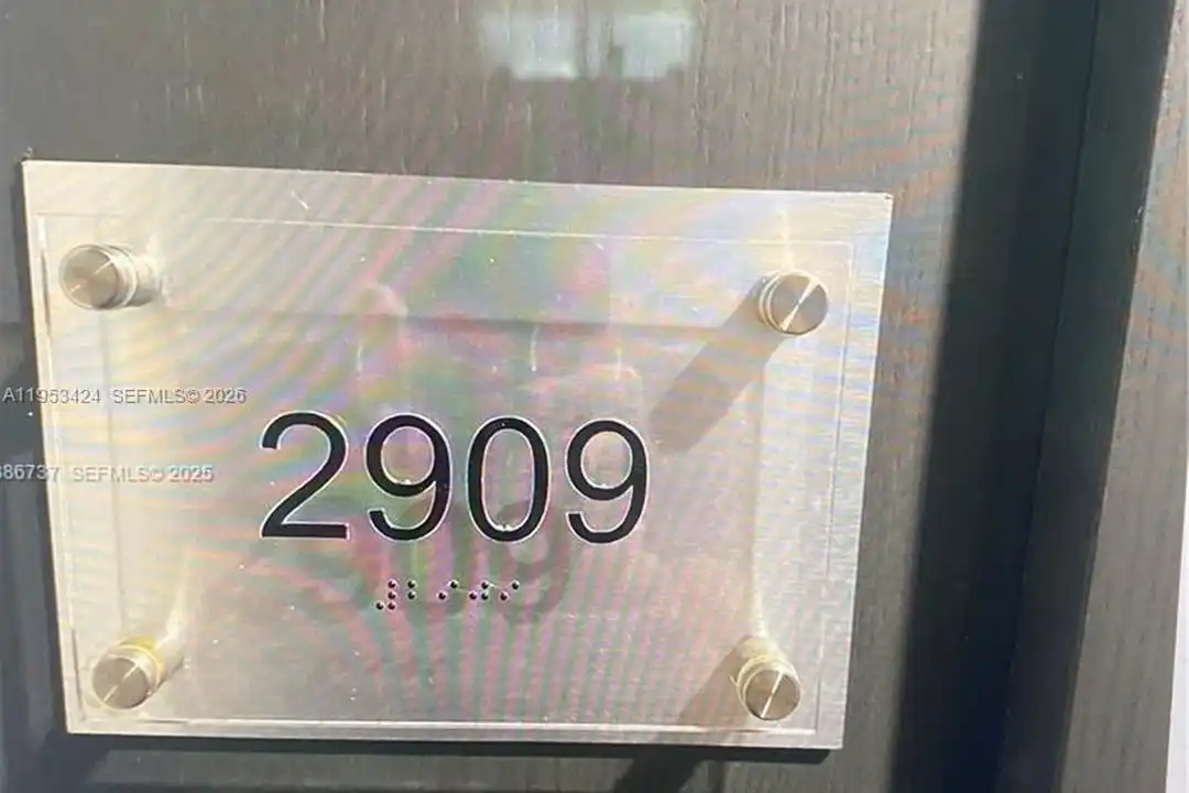 1800 S Ocean Dr #2909 - View 3