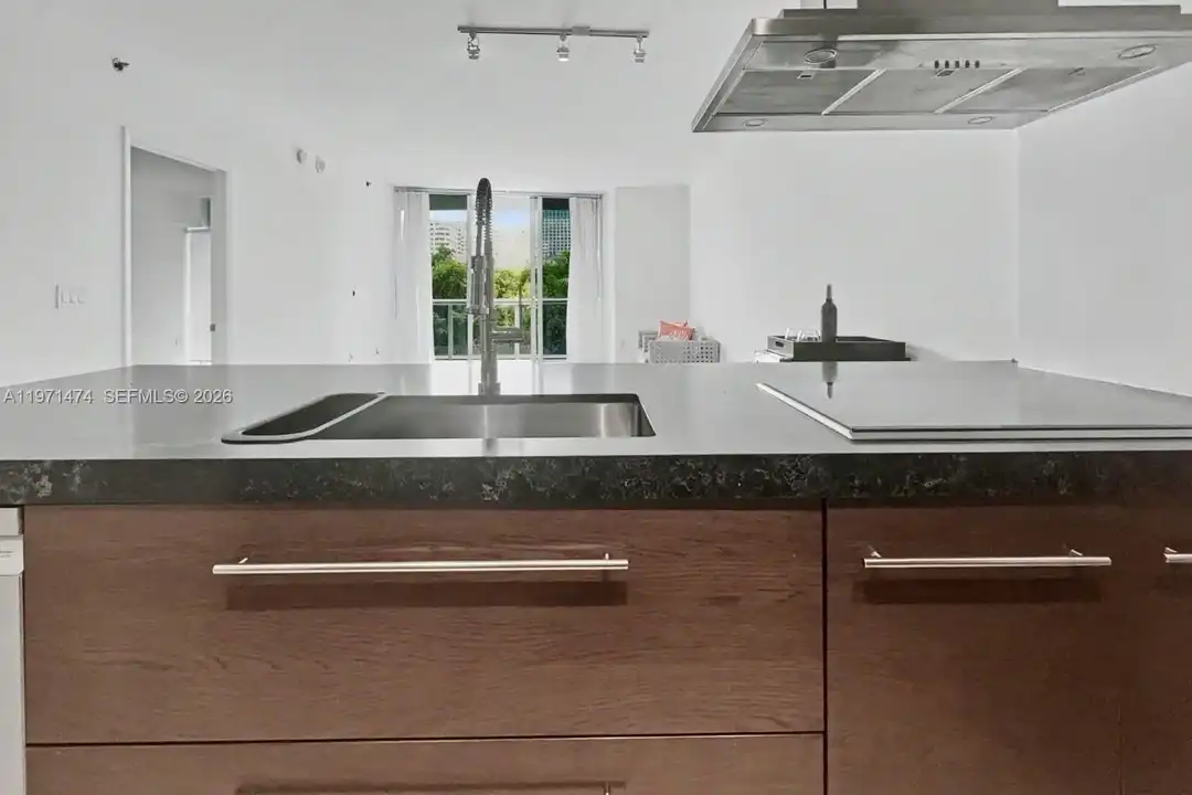 495 Brickell Ave #509 - View 5