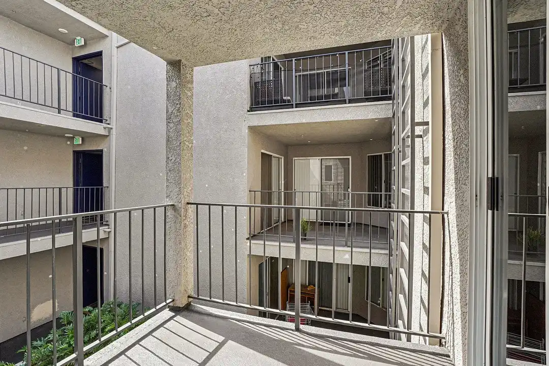 Windfaire Apartments - View 4