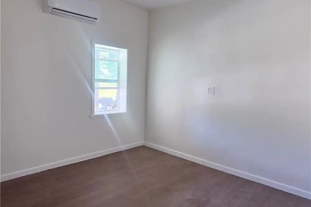 22480 Grand Ave unit C - View 4