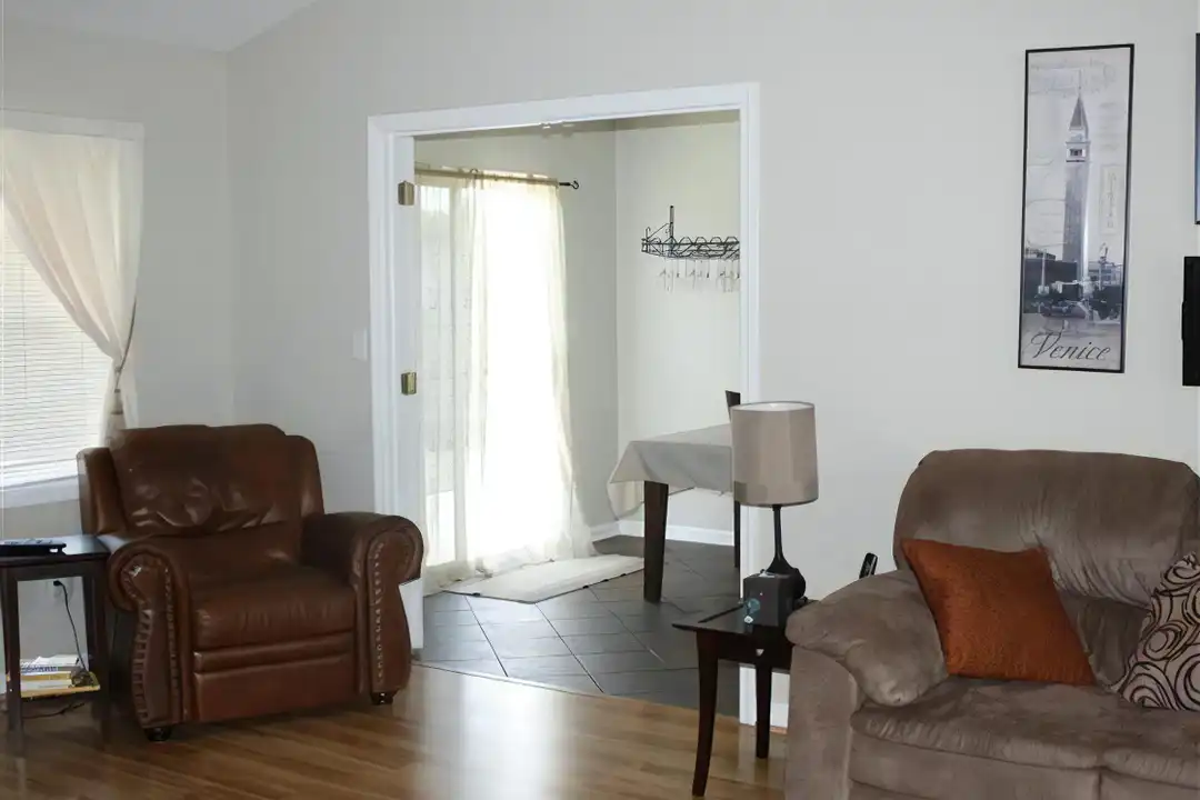 267 Parnell Rd - View 2