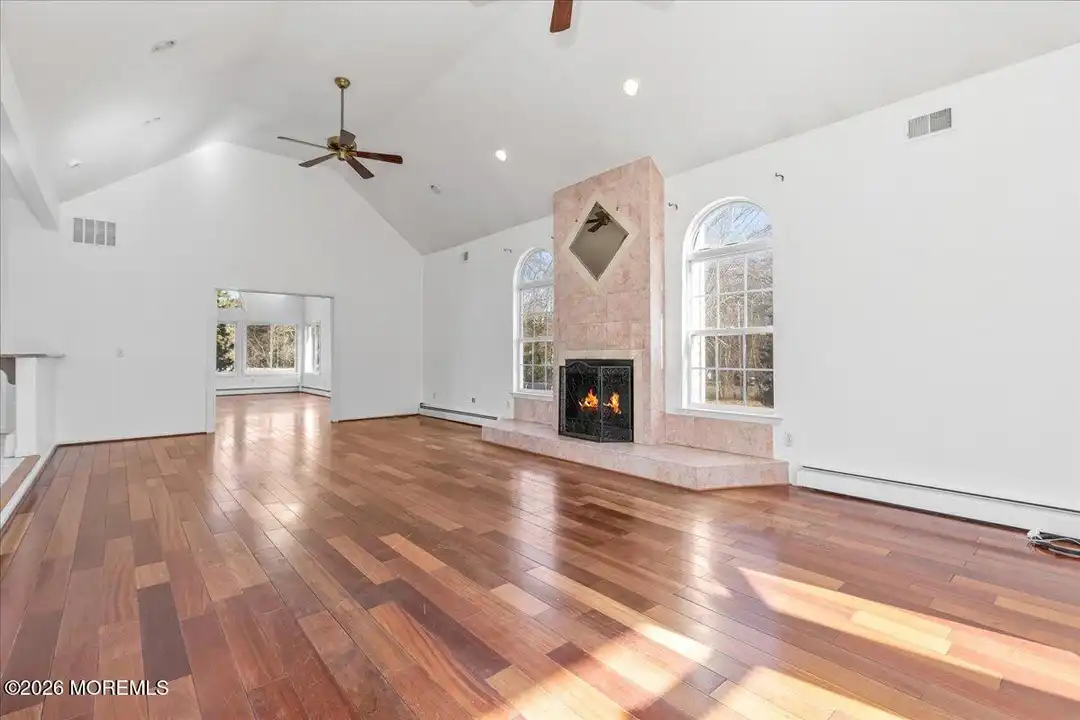 House in Howell - View 4