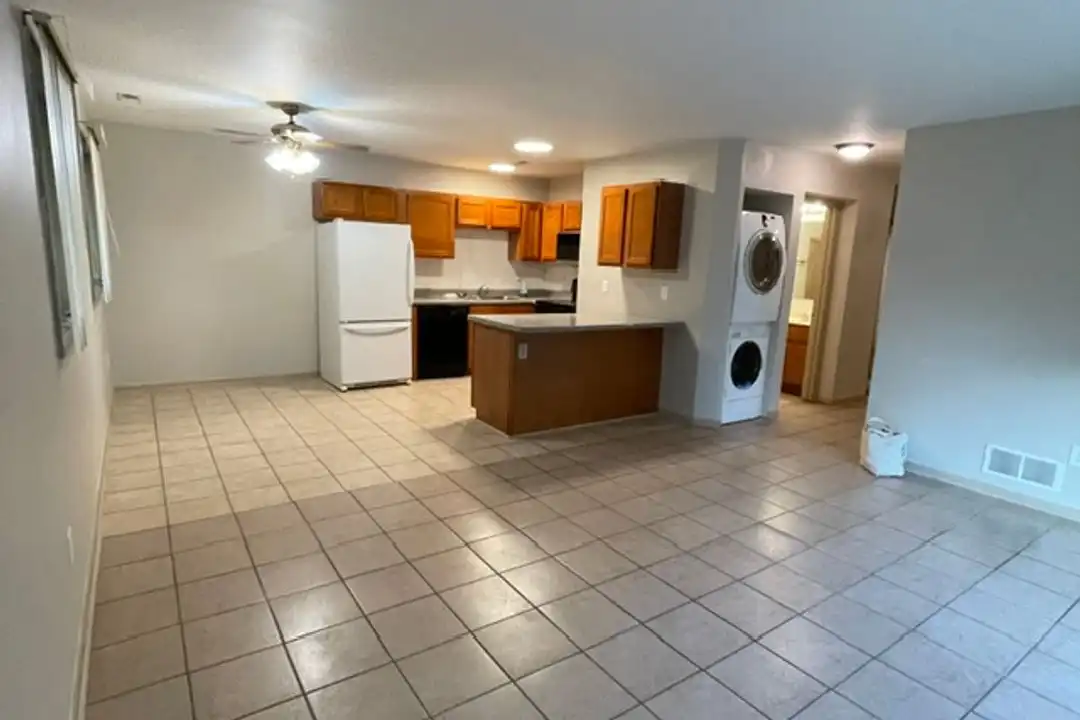 4021 28th Ave unit #2 – photo 1