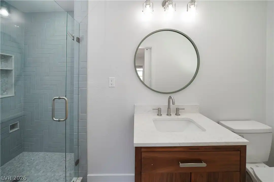 1140 Hillside Pl - More