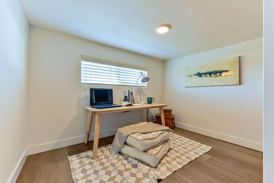 Apartment in Centralia - View 2