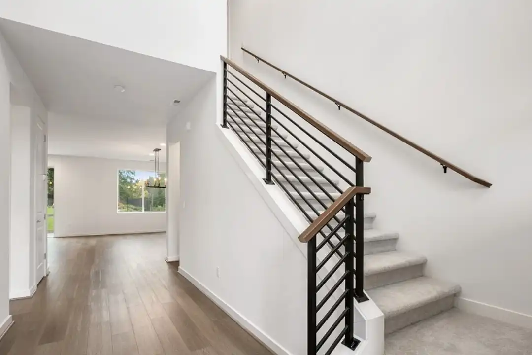 6014 72nd Dr NE - View 3