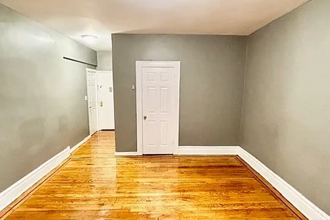 115 Halsted St – photo 1 of 11