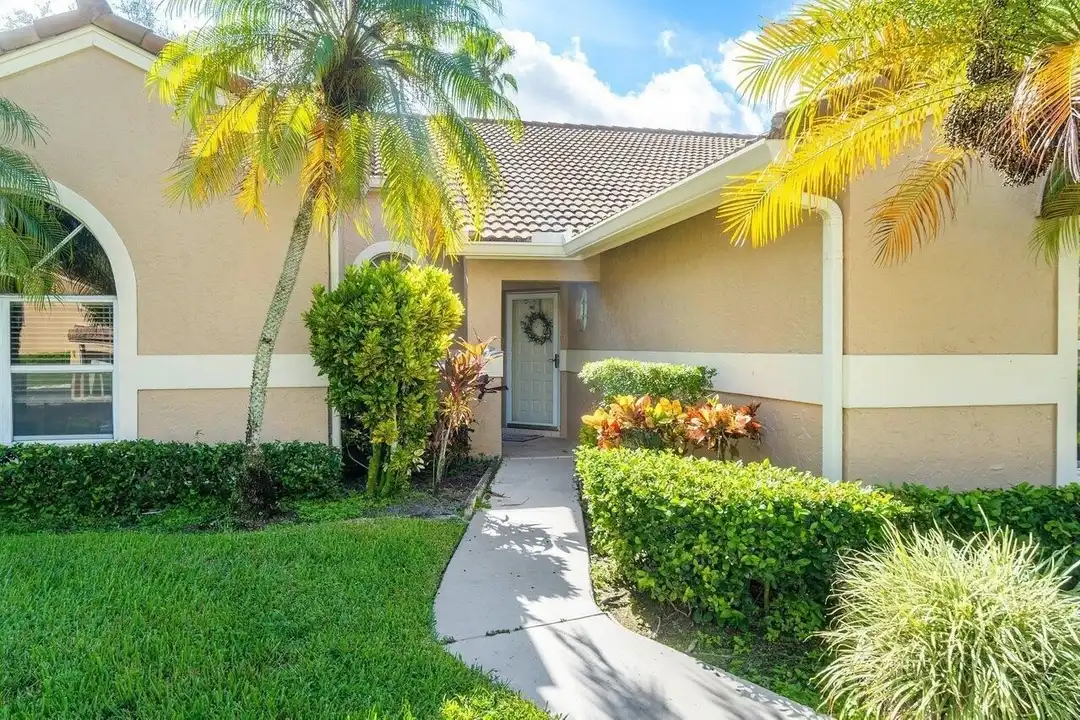 1804 Rosewood Way - View 2