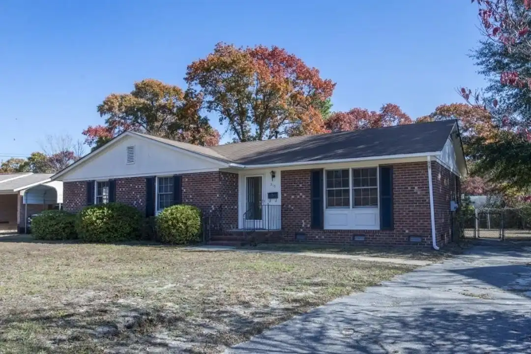 House in Fayetteville - View 2
