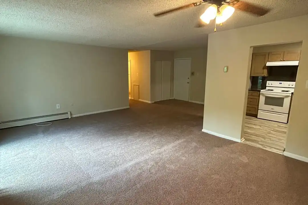 410 E Hinckley Ave unit C33 - View 3