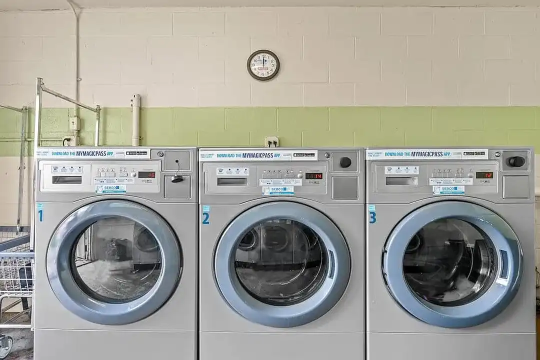 Greenwood Apartments – photo 1 of 4