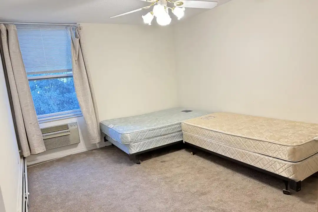 2231 S Vaughn Way unit 302B - View 2