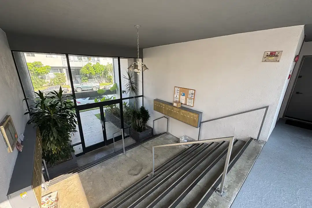 1165 N Normandie Ave - View 2