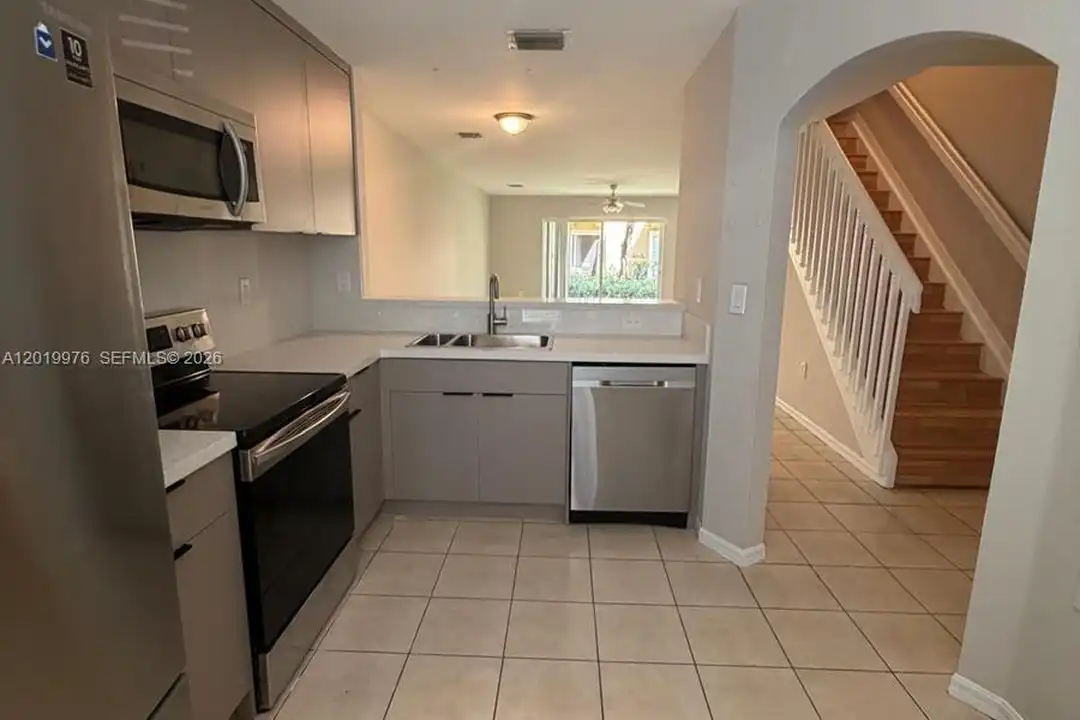3023 SW 129th Terrace unit 155 - View 5