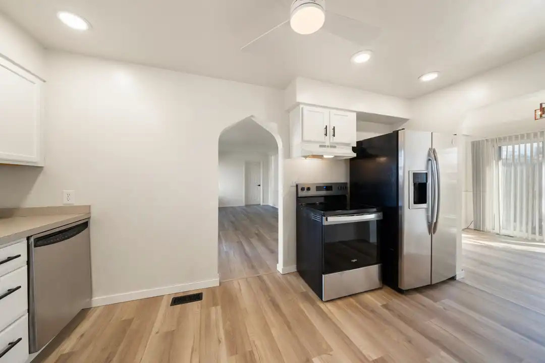 4000 S Delaware St - View 6