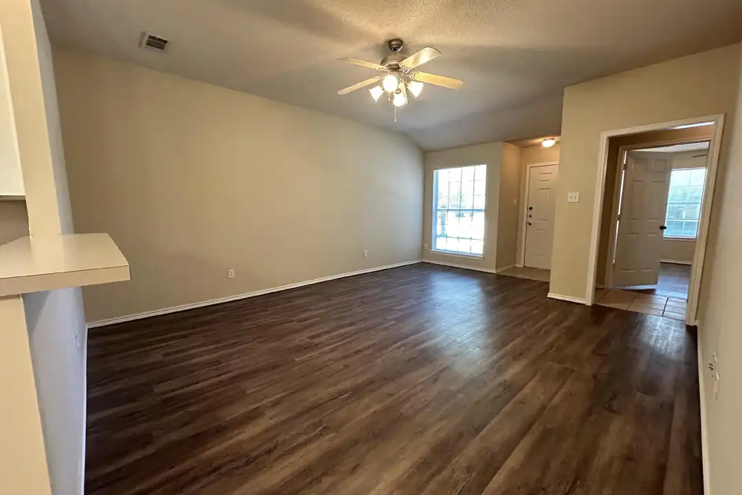 511 N Clinton Ave #A - View 2