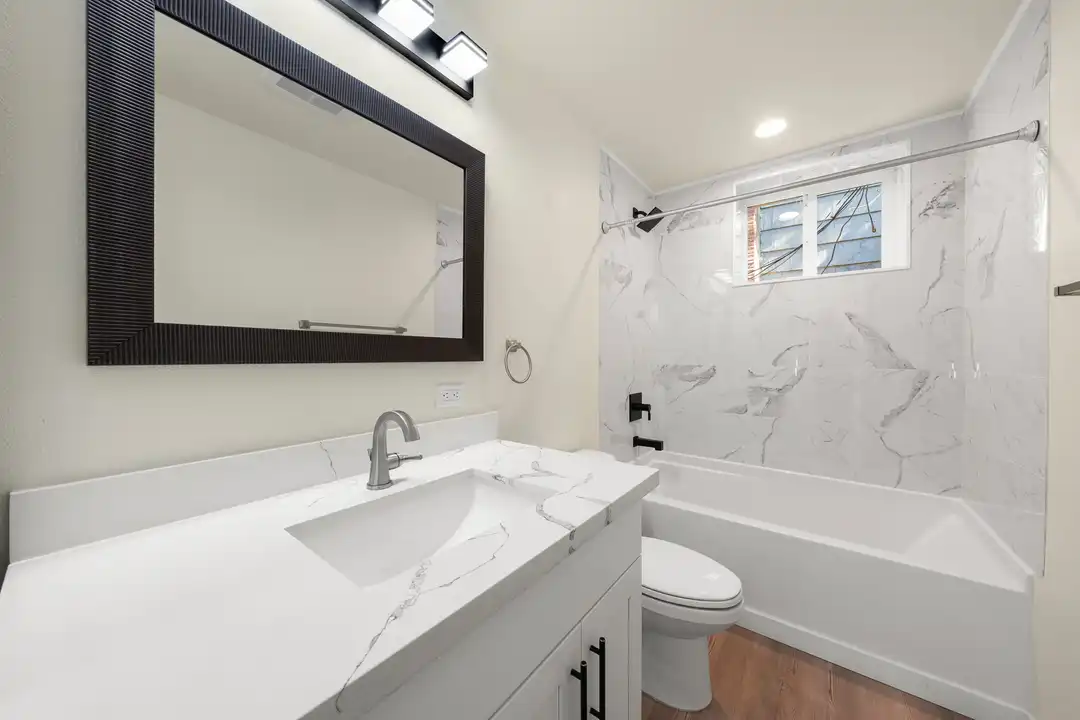 8322 Wabash Ave S unit 8324 B - View 5