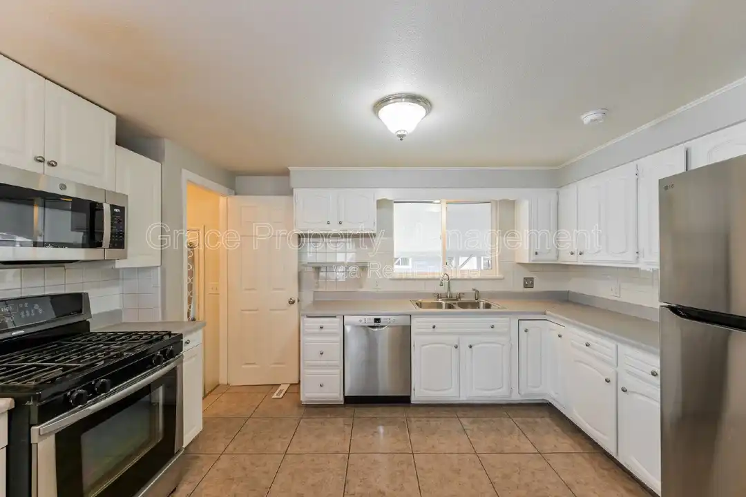 1500 W 50th Ave – pohled 4