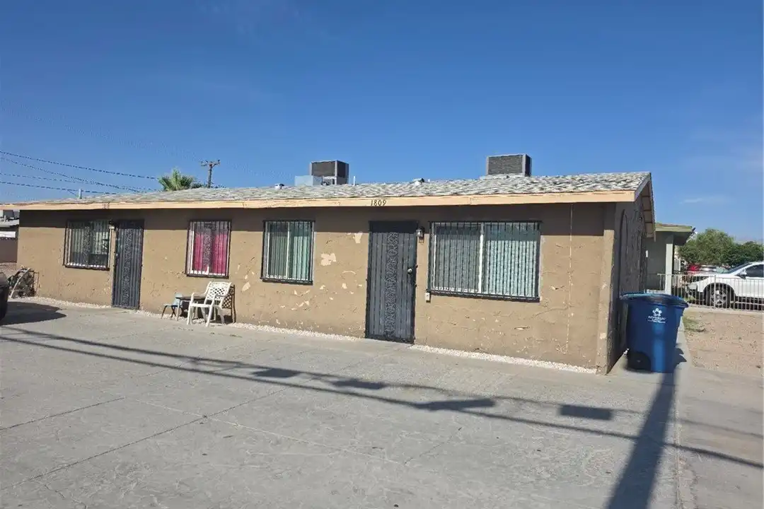 1809 Putnam Ave #0 - View 2