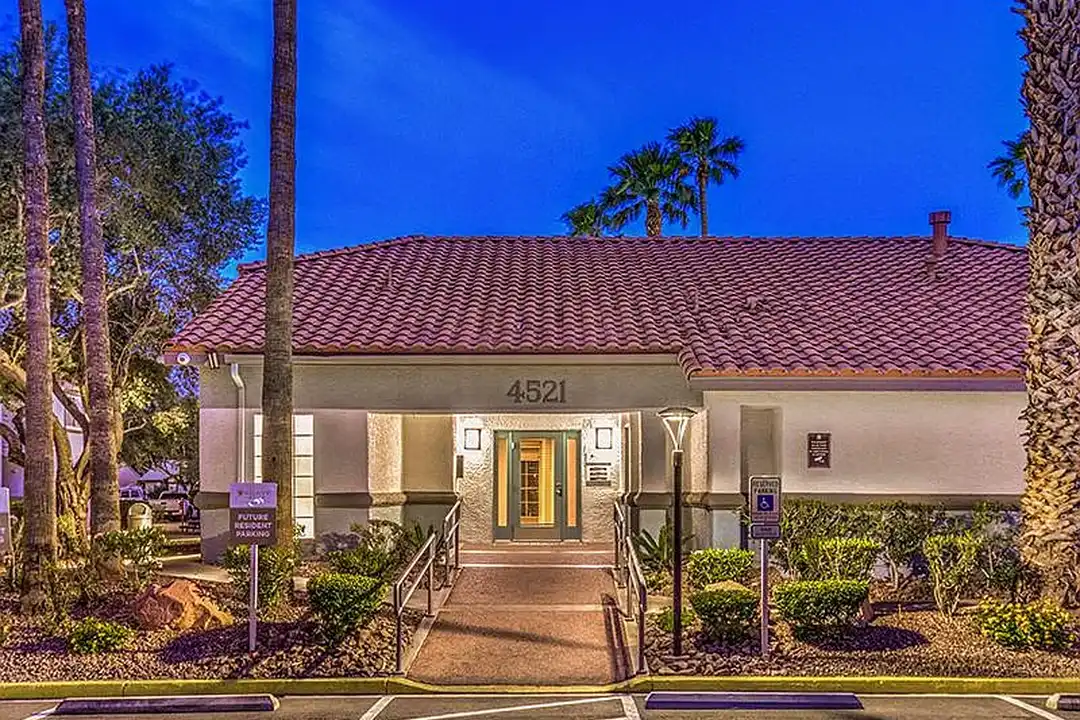 Agave Ridge - 4521 E Bonanza Rd - Las Vegas, NV | Rent.