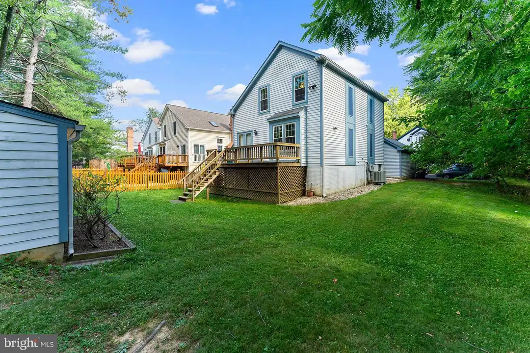 8415 Hollis Ln - View 6