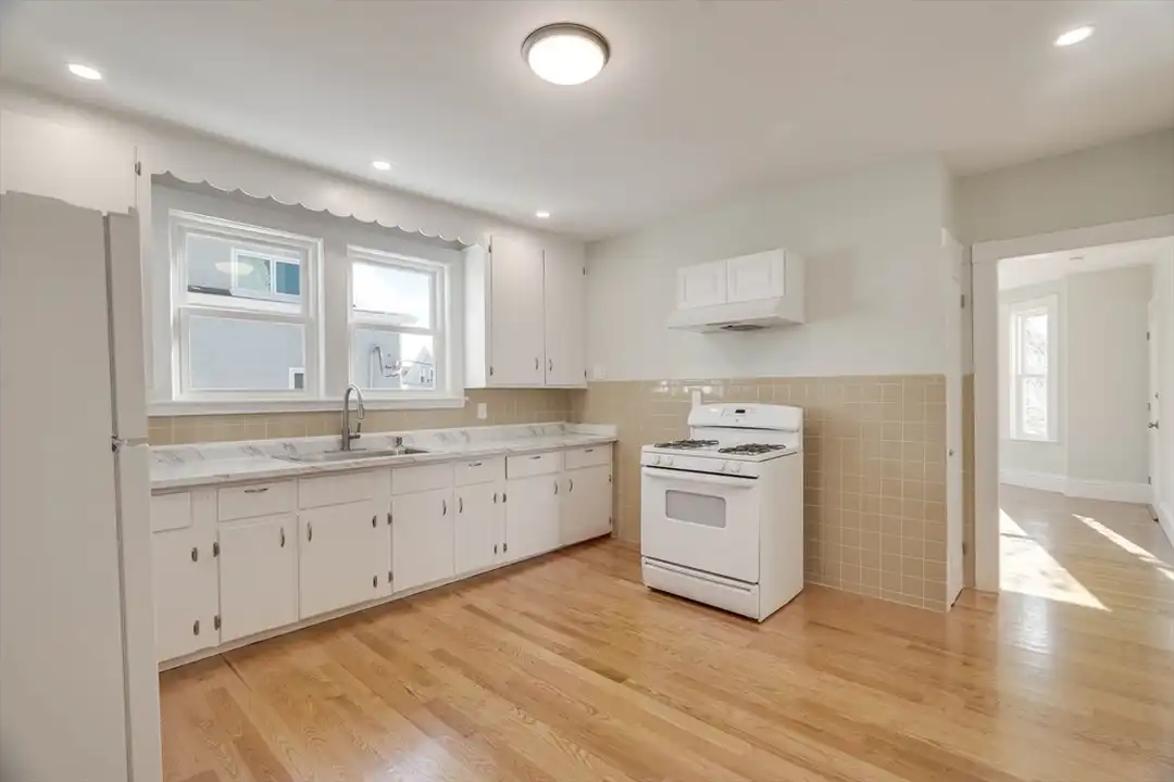 11 Willow Ave unit 2 - View 2