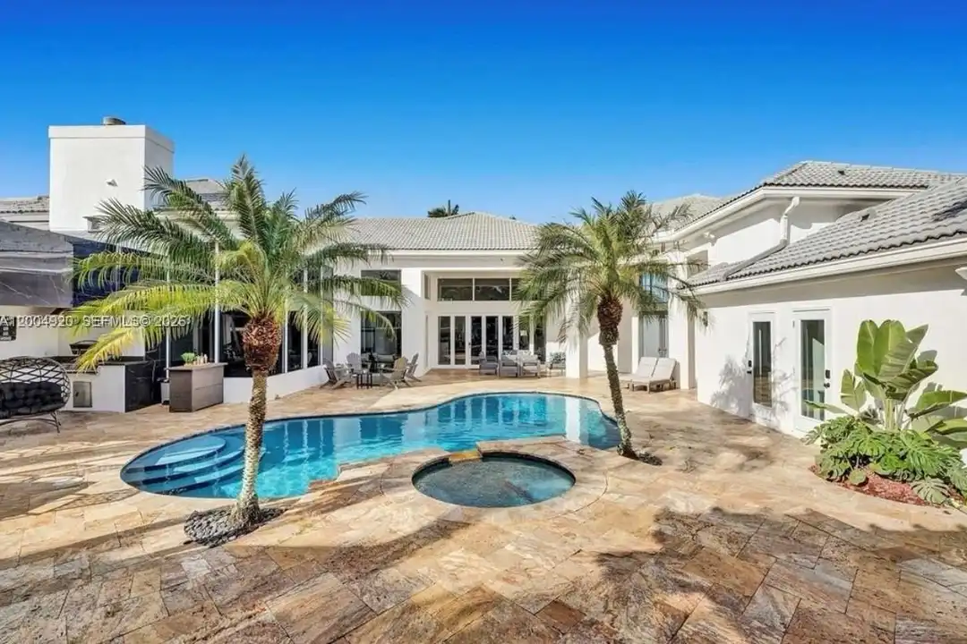 House in Plantation - View 3