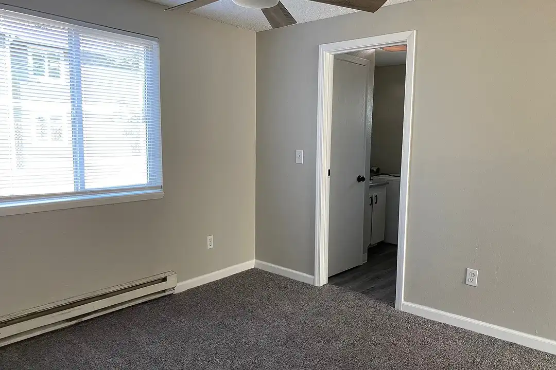 Malibu Apartments - View 6