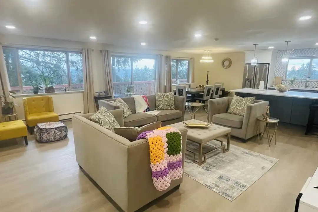 4422 108th Ave E - View 3