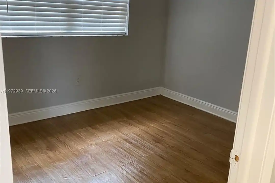 9981 Nob Hill Ct #9981 - More