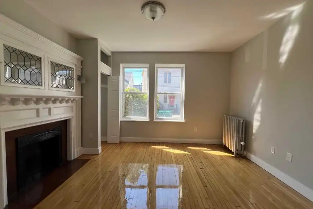 6 Farrington Ave – pohled 2