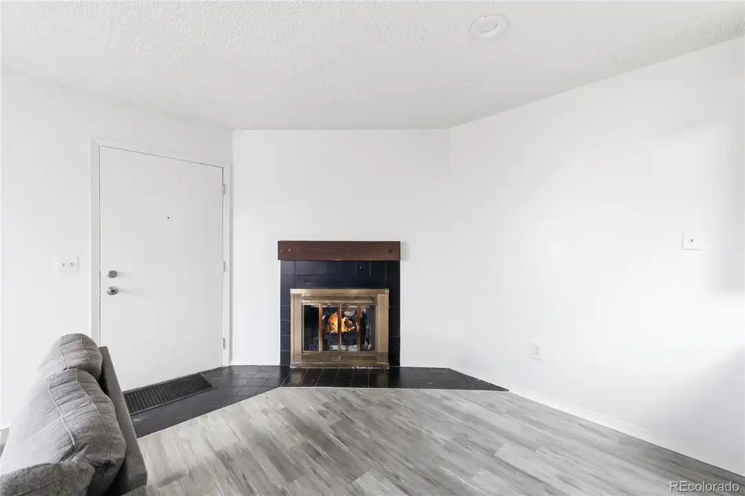 1830 Newland Ct unit 324 - More