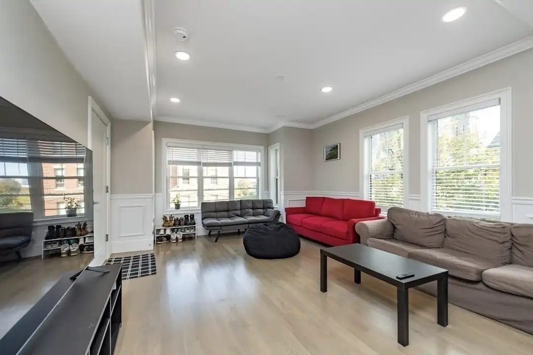 26 Arlington St unit 3 – pohled 5