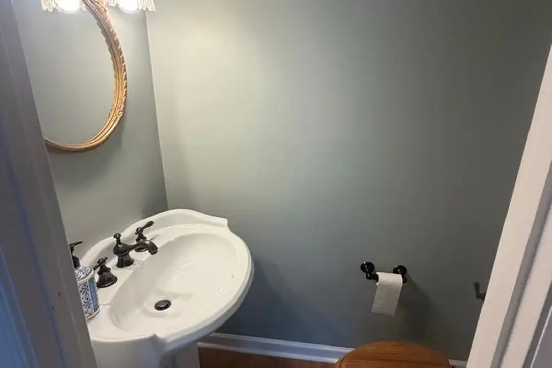3217 Stockton Pl - View 6