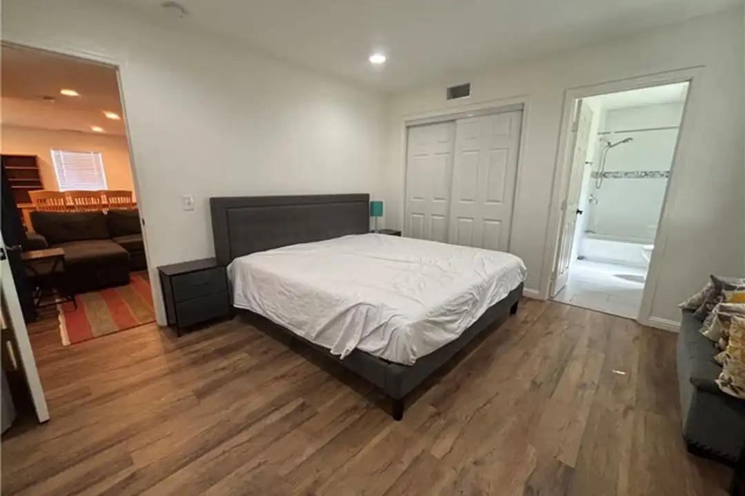 306 E Cummings Ln - View 6