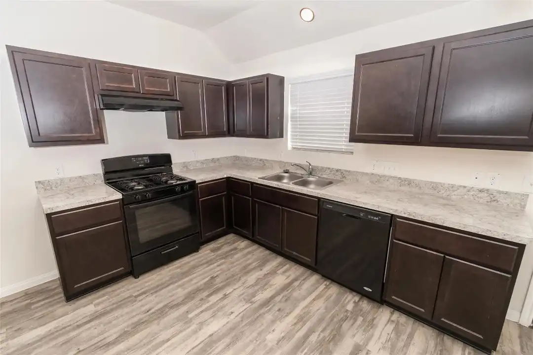 19031 Brescia Ln - View 3