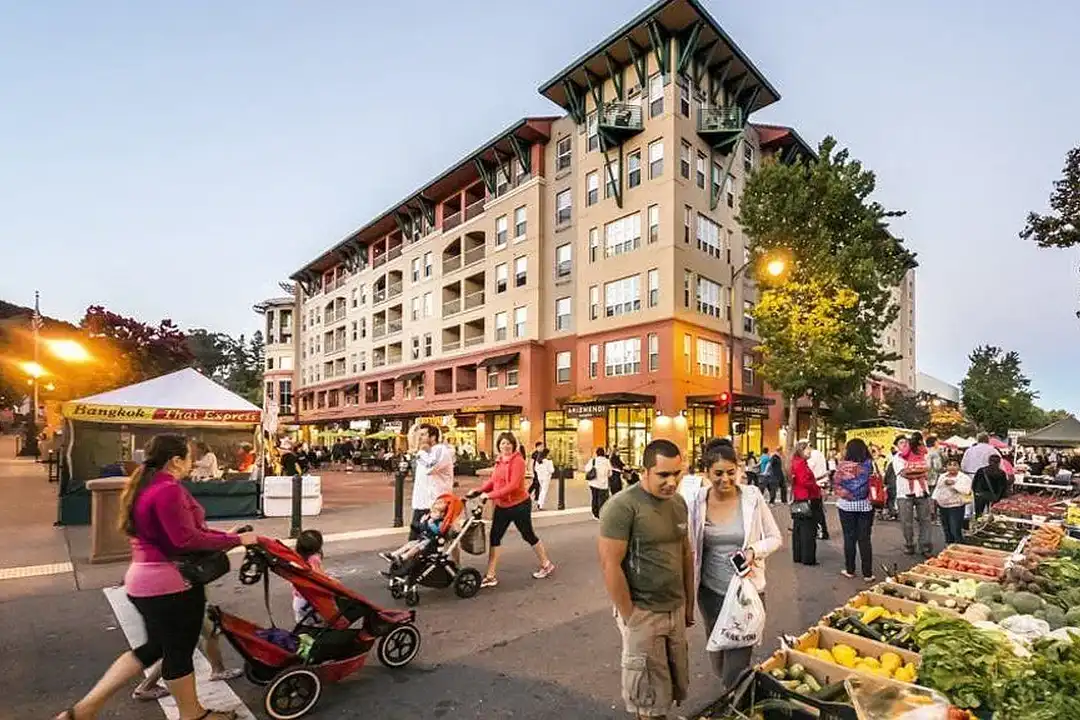 Rafael Town Center - 1050 Court St - San Rafael, CA | Rent.