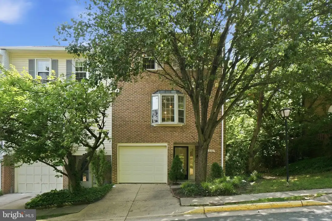 6012 Crown Royal Cir – photo 1