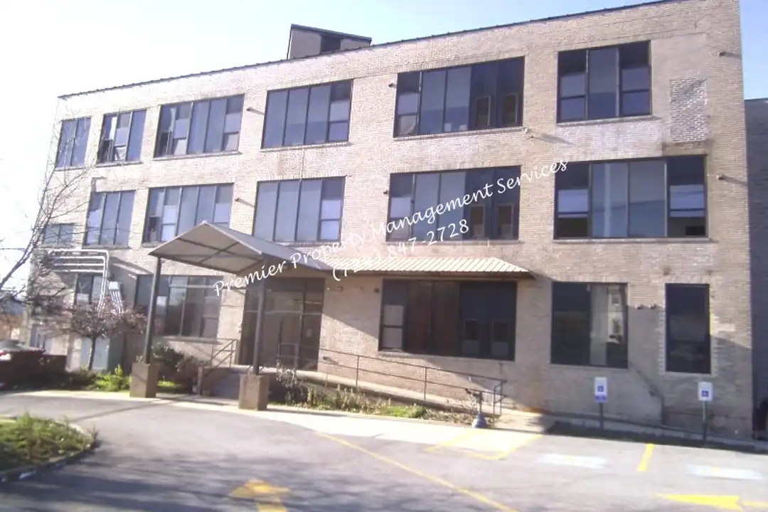 262 Connecticut Ave unit # 107 – photo 1 of 6