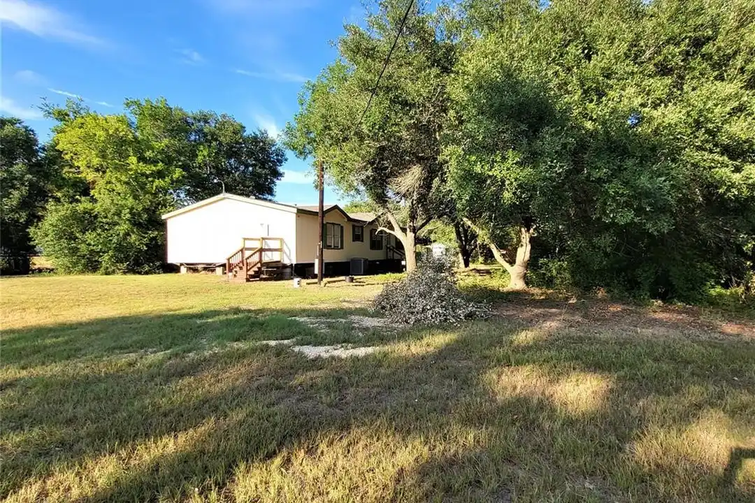 14536 Cochran Rd - View 2