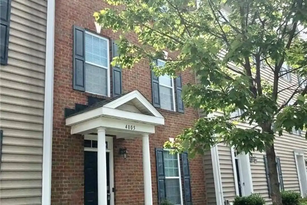 4805 Carnelian Way - View 2