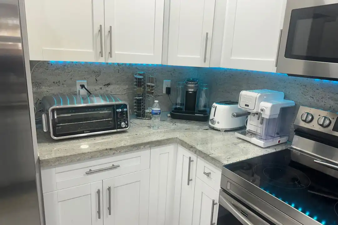 4144 NE 26th St - View 2