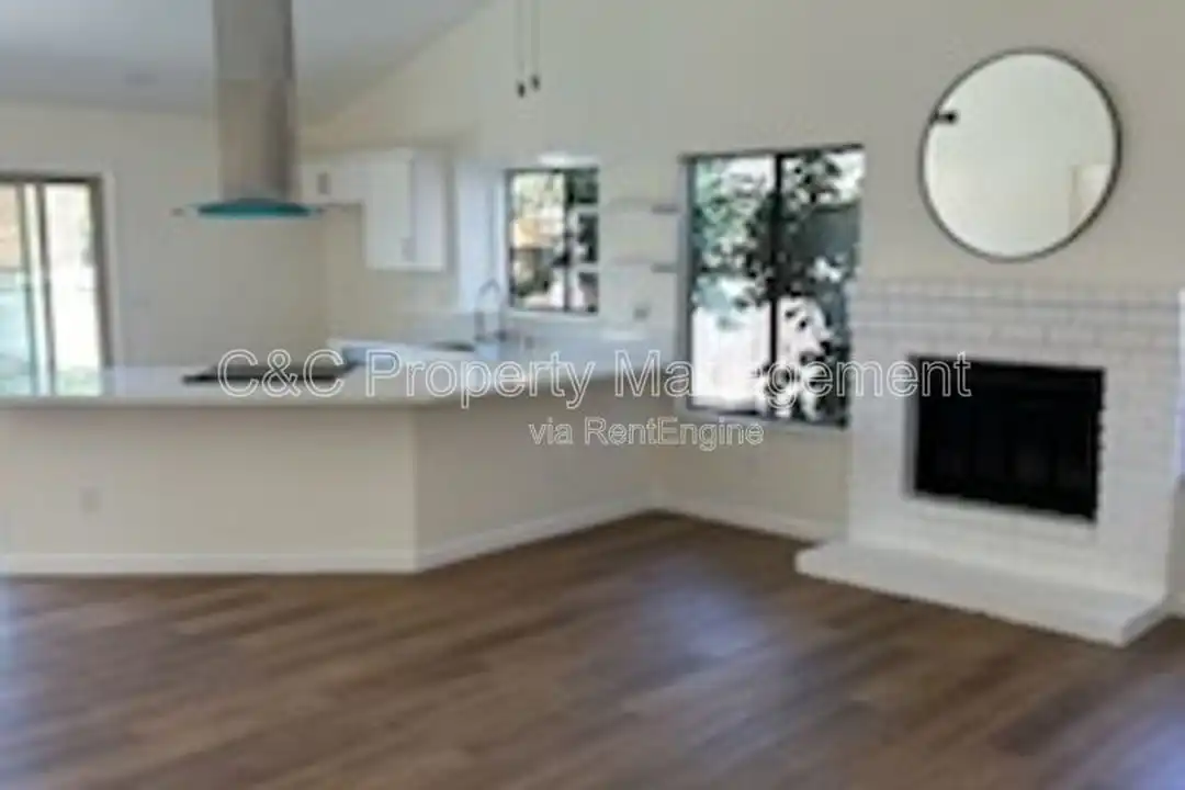 8912 Carvalho Ct - View 2