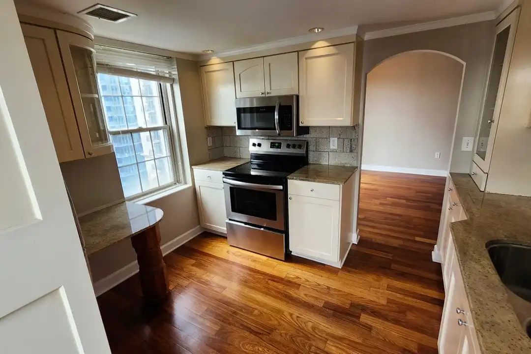 199 14th St NE - More