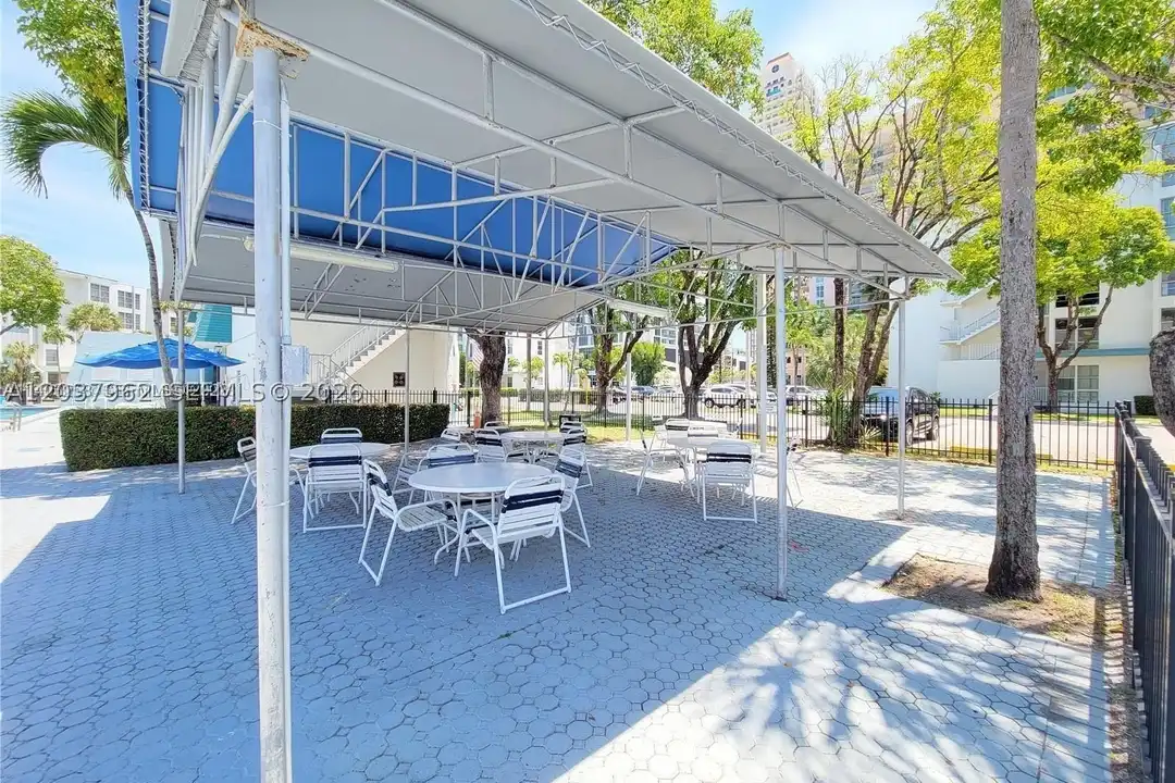 17560 Atlantic Blvd #501 - More