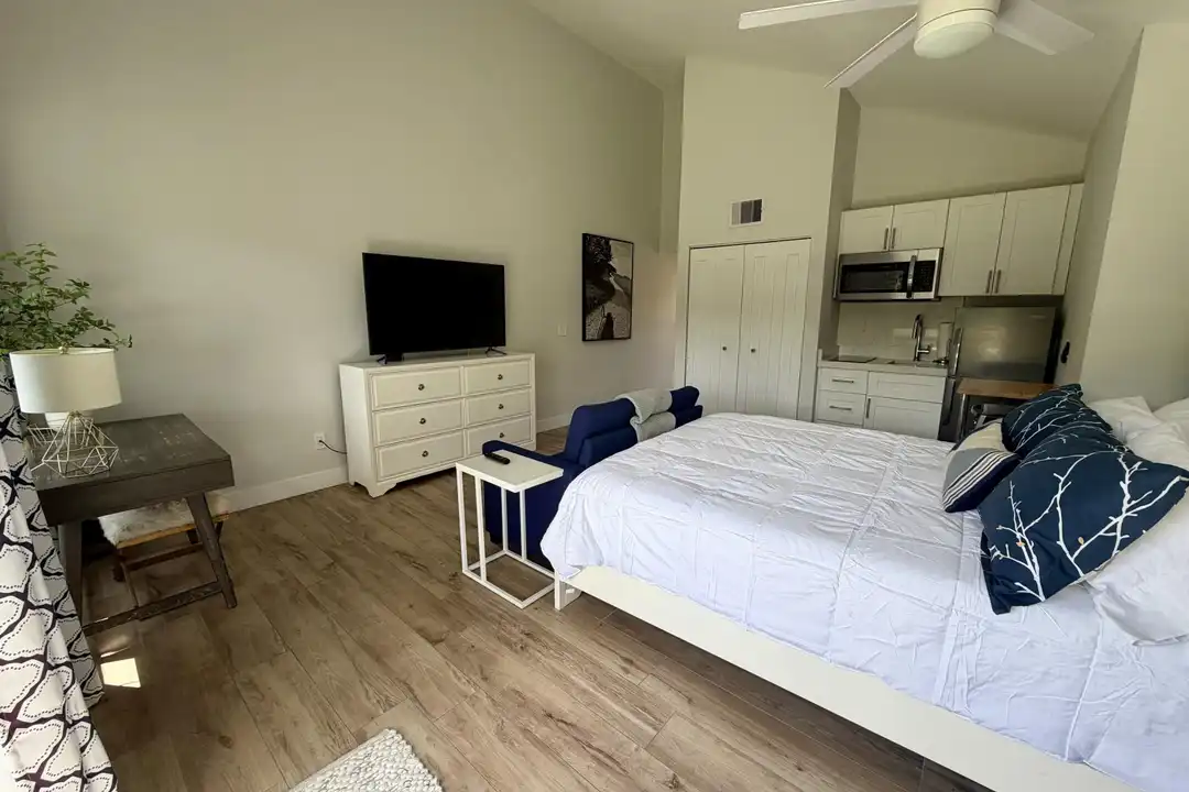 11863 Wimbledon Cir #536 - View 2