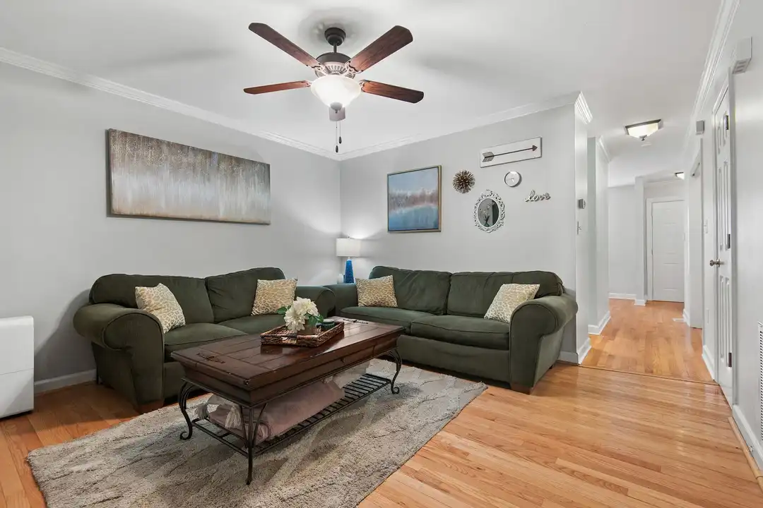 2803 Sterling Park Dr – pohled 4