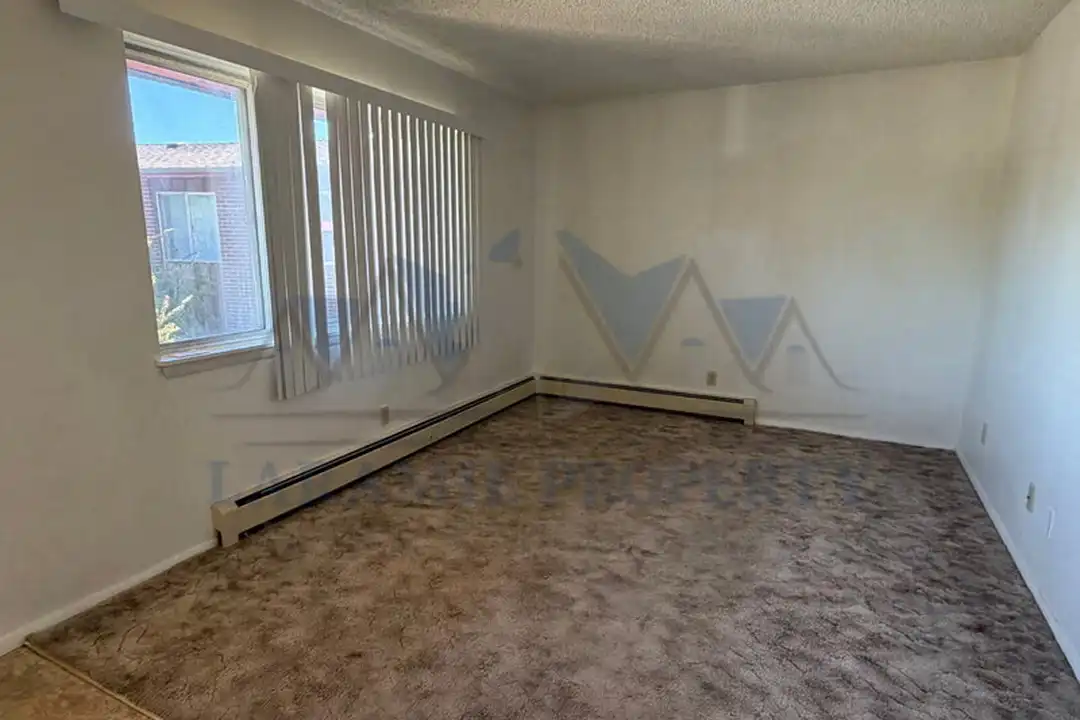 706 Downey St unit 25 - View 2
