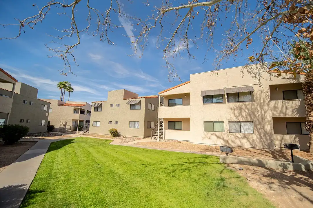 Sunflower Apartments – photo 1