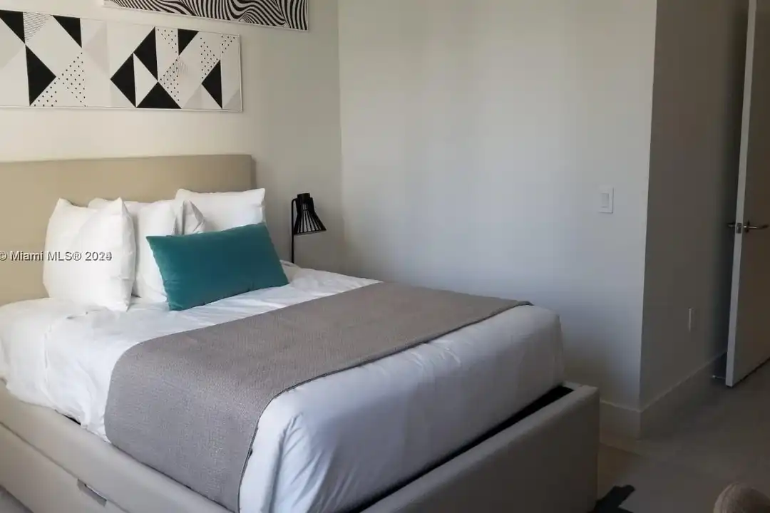 4010 S Ocean Dr unit R301 - View 6